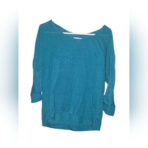 7/127. American Eagle Outfitters Teal Top